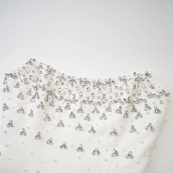 WHITE EMBELLISHED MIDI DRESS - Picture 7 of 10